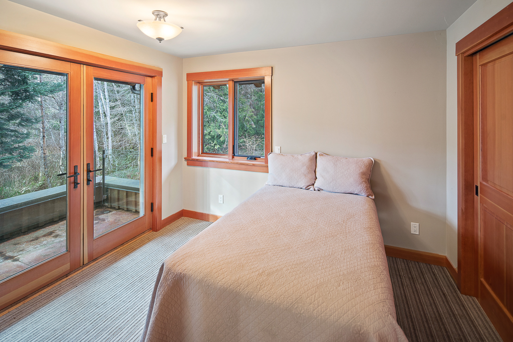 5179 East Sooke Road, Victoria, BC 6,900,000 — MacLeod Group