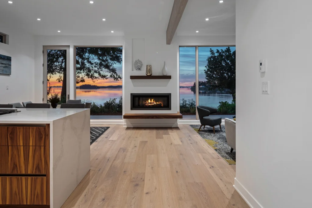 10379 Allbay-MLS-20.jpg
