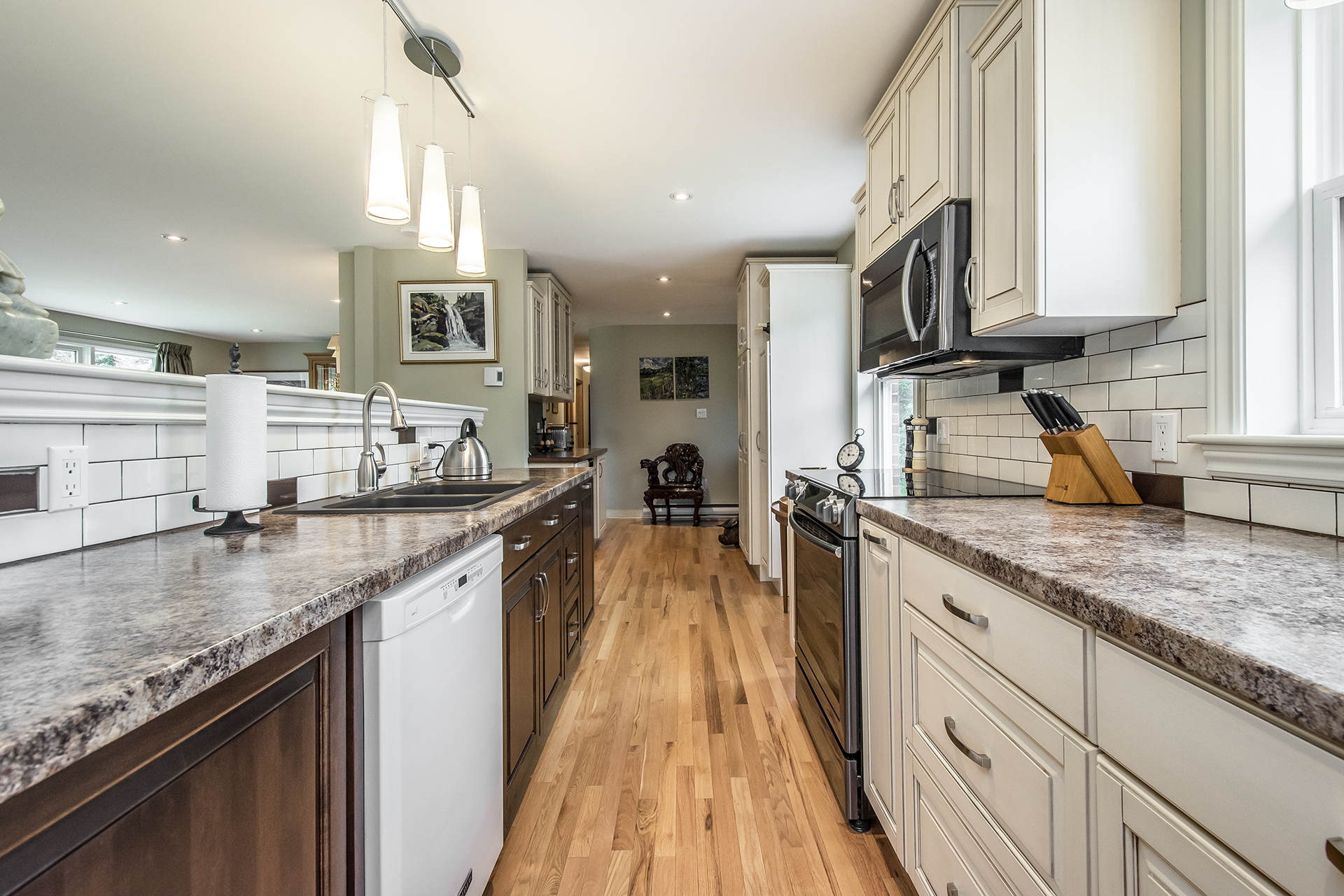 561 Belmont Road_0021H.jpg