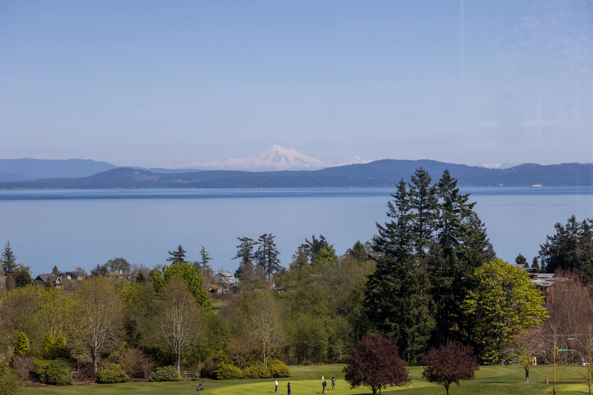 5035350 Sayward Hill Crescent, Victoria, BC 1,110,000 — MacLeod