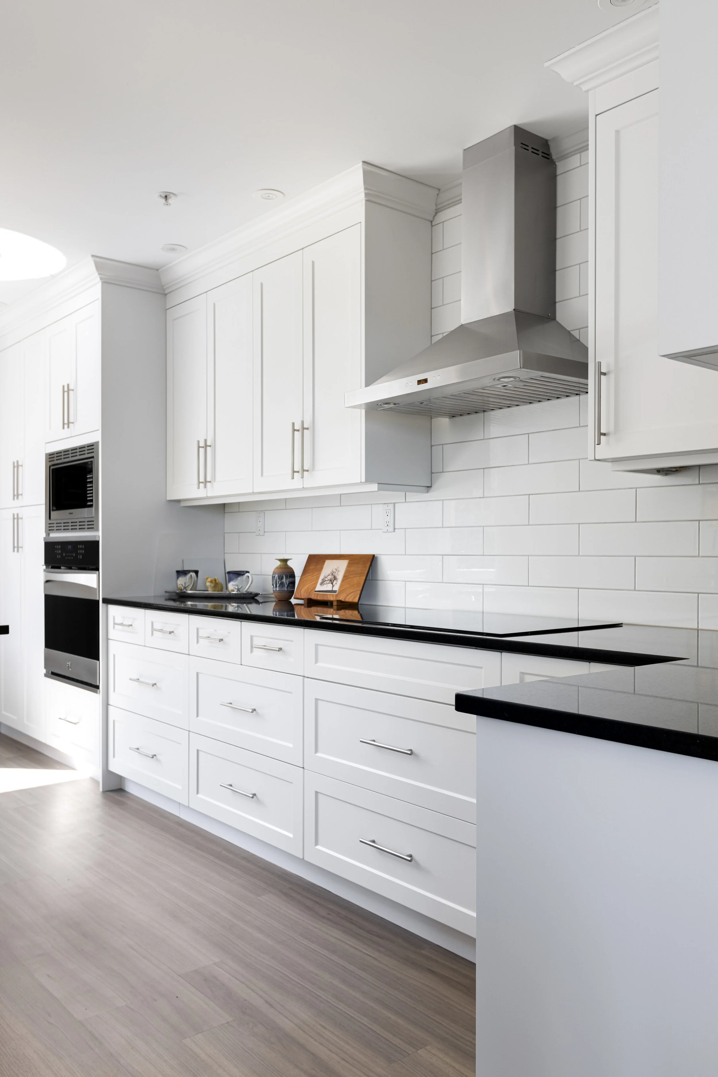 5035350 Sayward Hill Crescent, Victoria, BC 1,110,000 — MacLeod