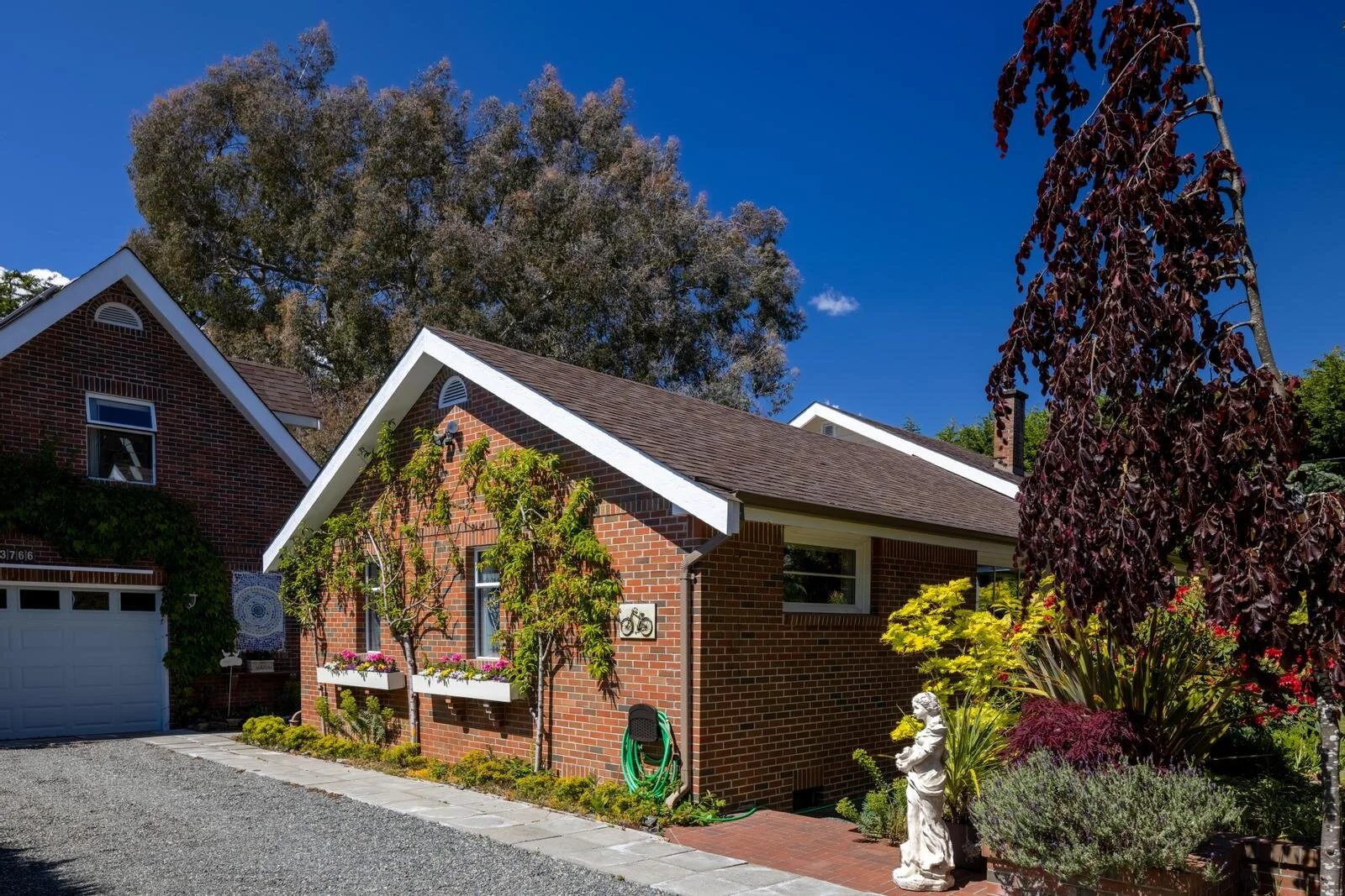 3766 Duke Road, Metchosin, BC 1,450,000 — MacLeod Group Sotheby's Realty Canada