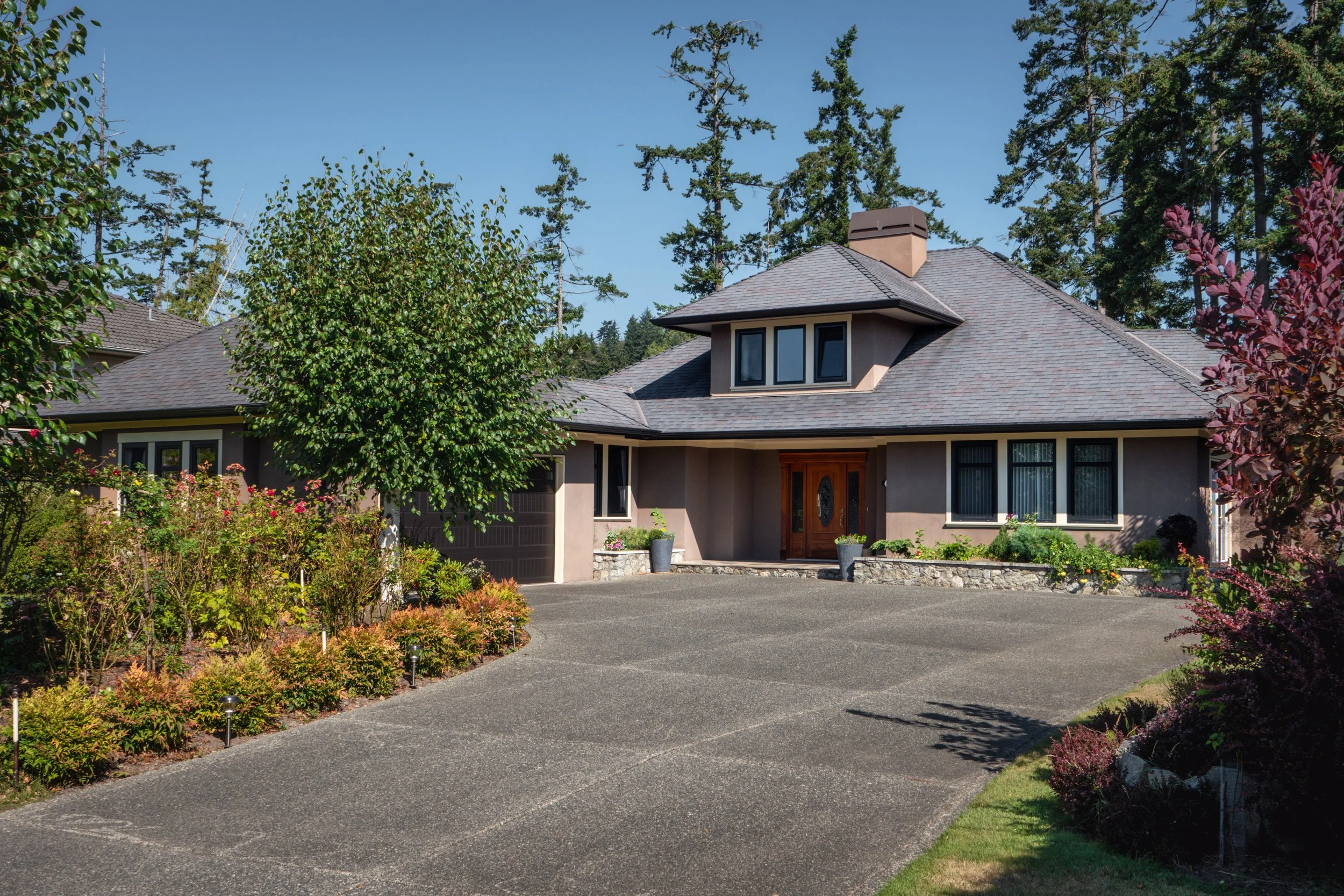 1918 Marina Way, North Saanich, BC 1,950,000 — MacLeod Group