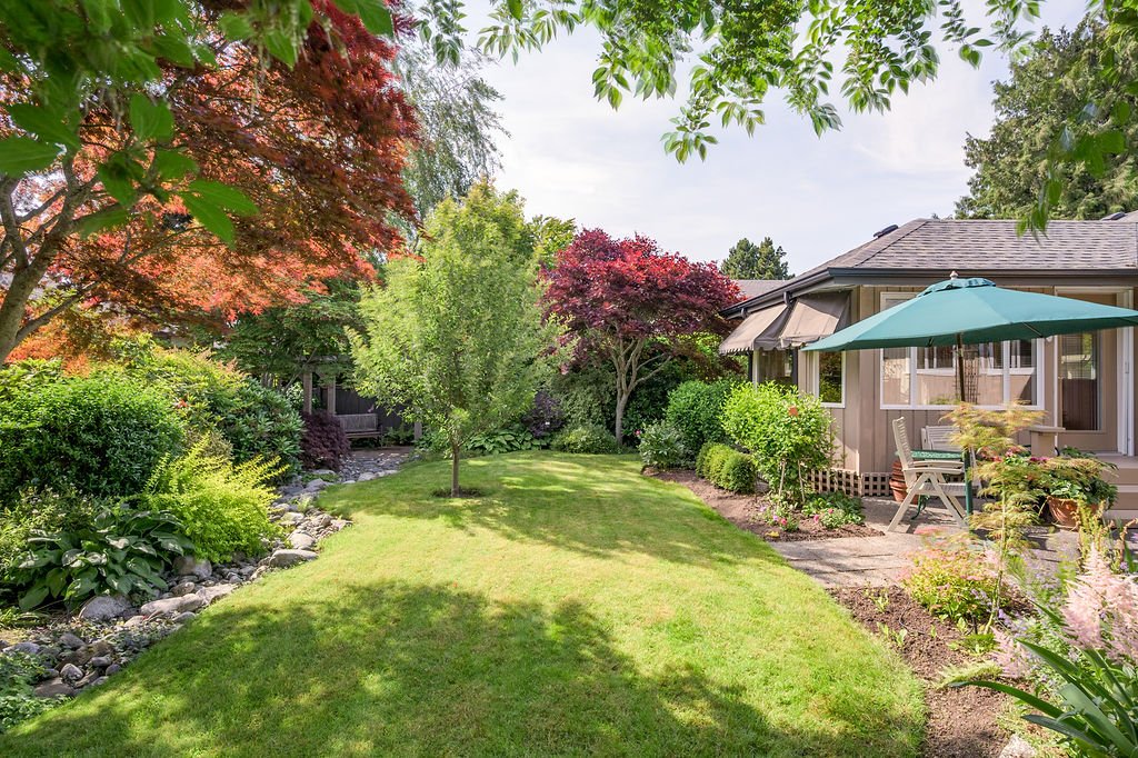 2233 Lifton Place, Victoria, BC