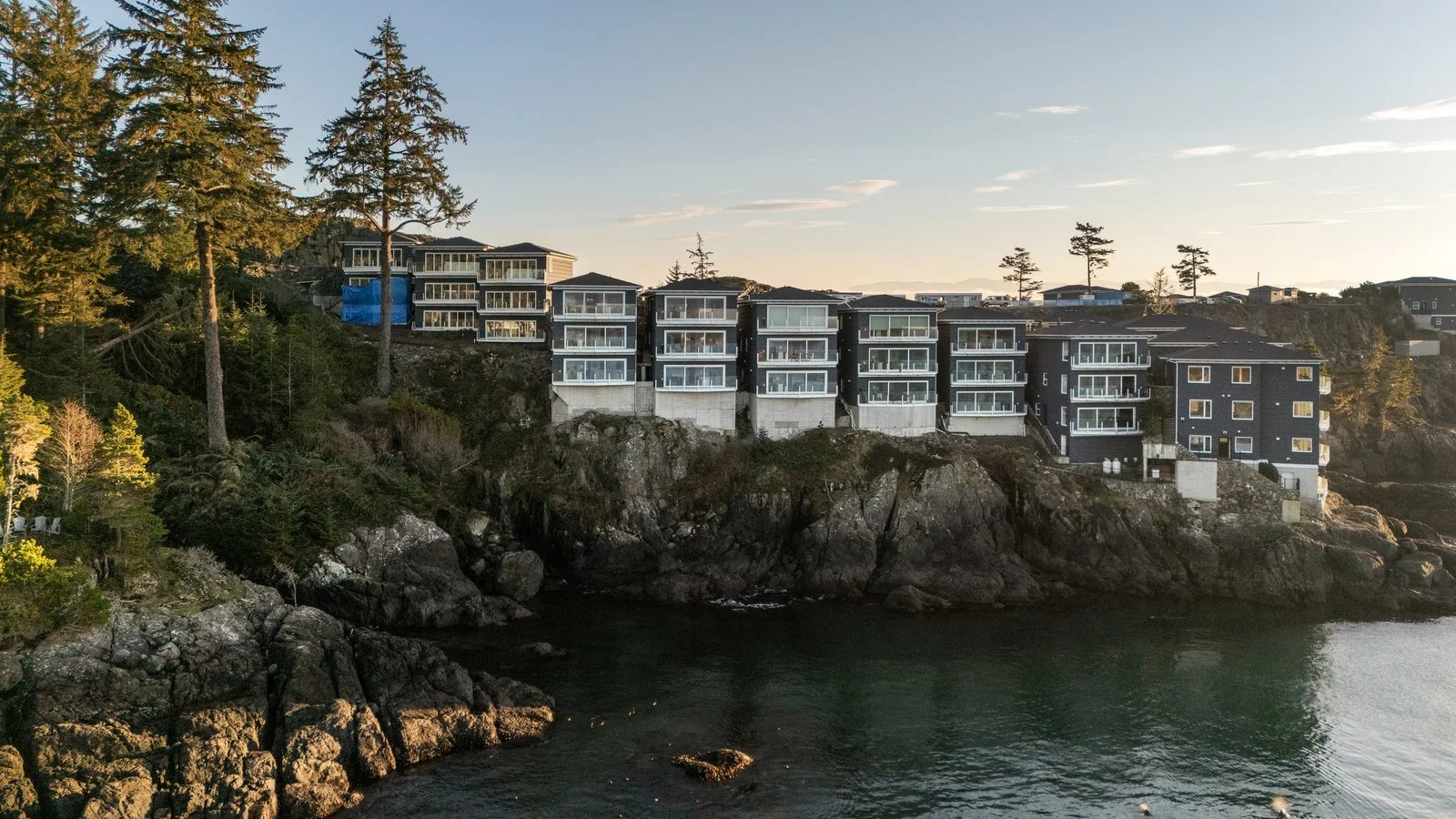 004_6b-1000_sooke_point_4_-_26_831.jpg