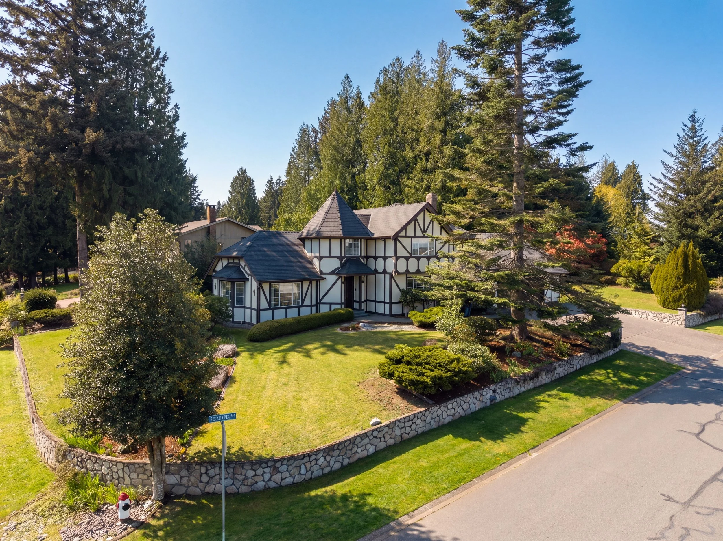 Victoria Real Estate Market Report for April 2026