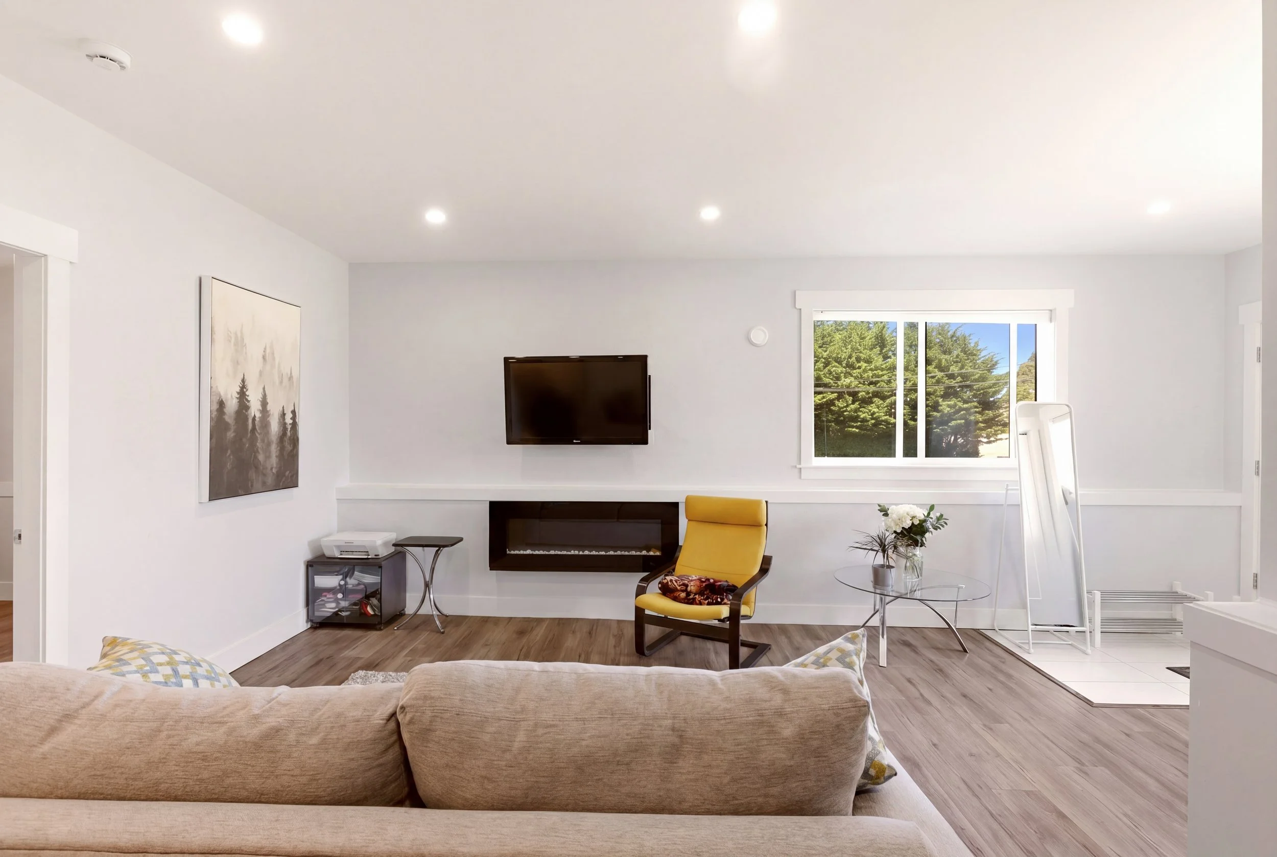 ALDOUS SUITE (1 of 5).jpg