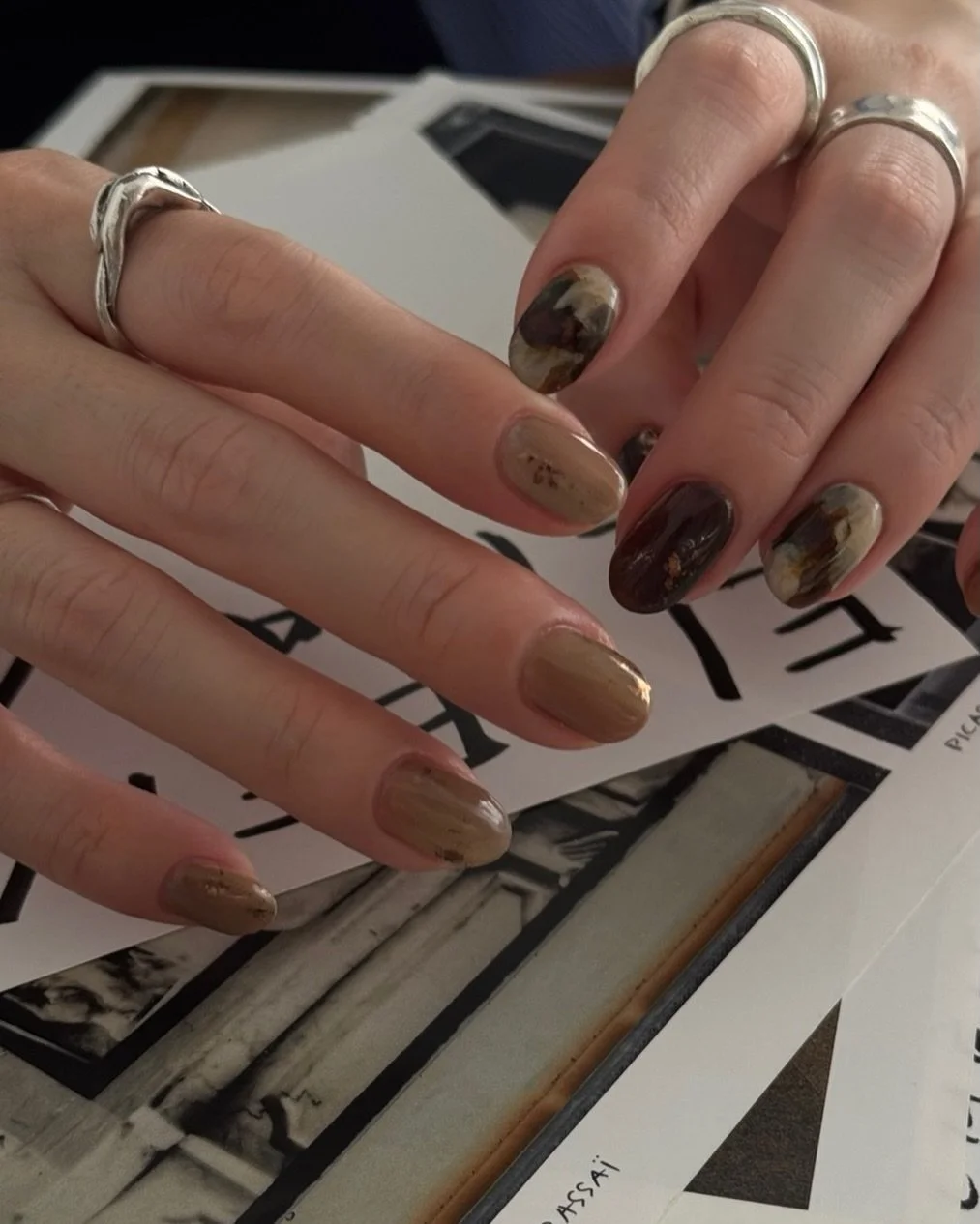 片手は柔らかめのブラウンで🤎