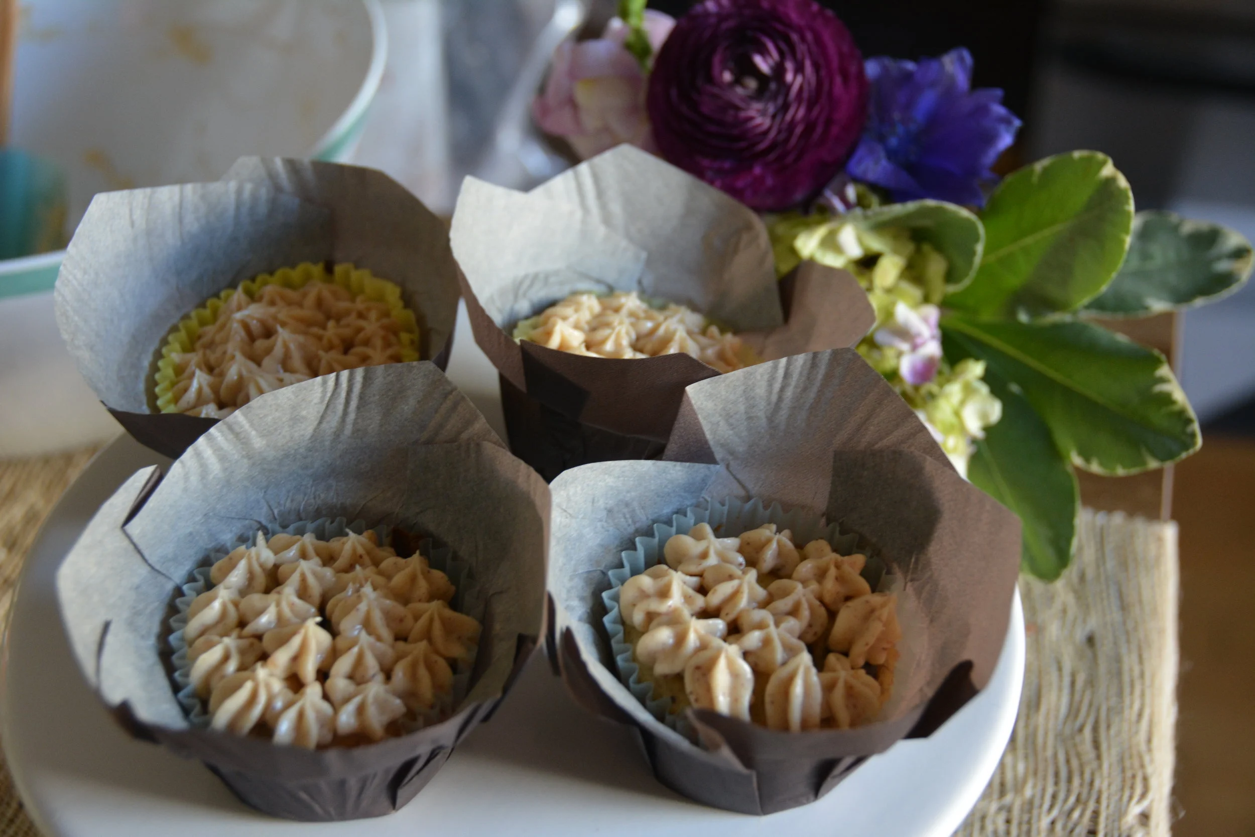 Monkey Business Muffcakes (muffin + cupcake hybrid)