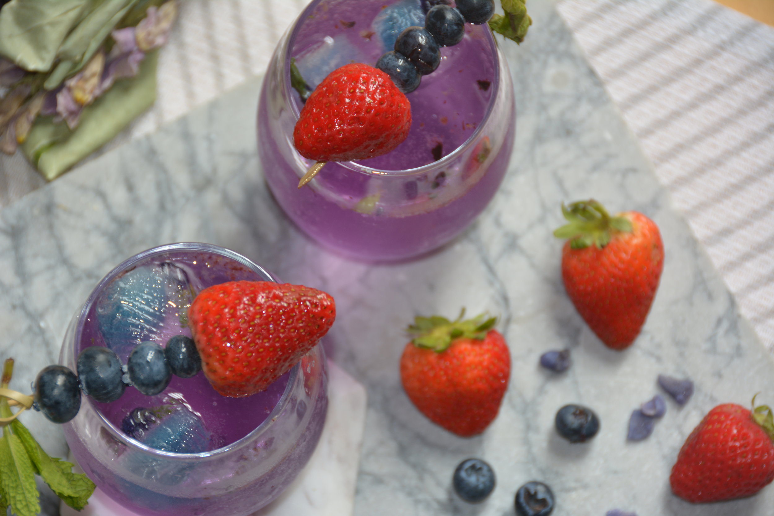 How to Make a Butterfly Pea with Brewed Tea and Strawberry Syrup