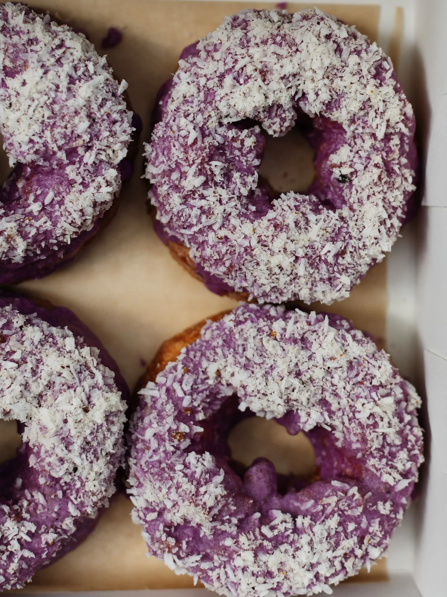 come early if you want mochi donuts! #theirthere