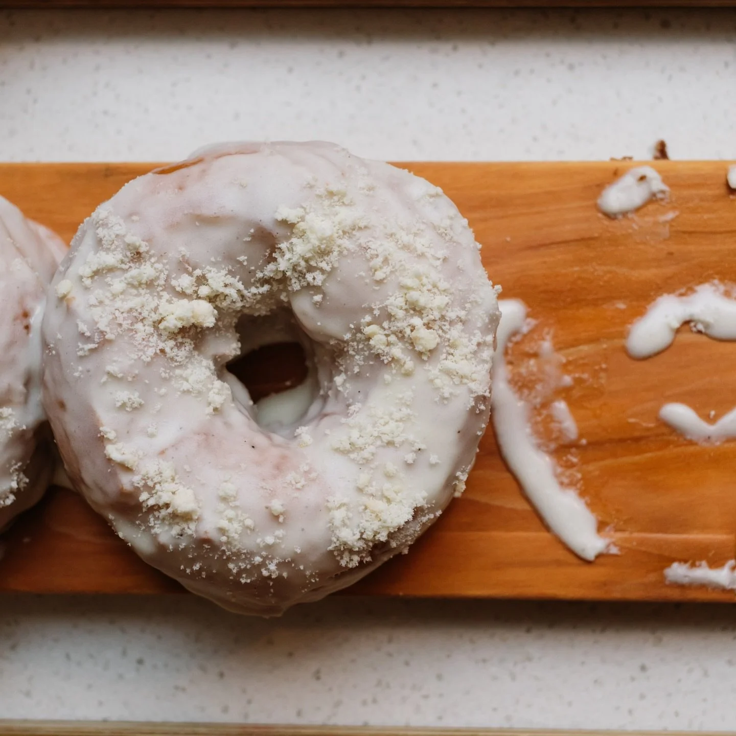 🐰 white rabbit mochi is back 🐰fyi we&rsquo;re going to sell out of these babies quick today! #theirthere #brunch #mochidonut