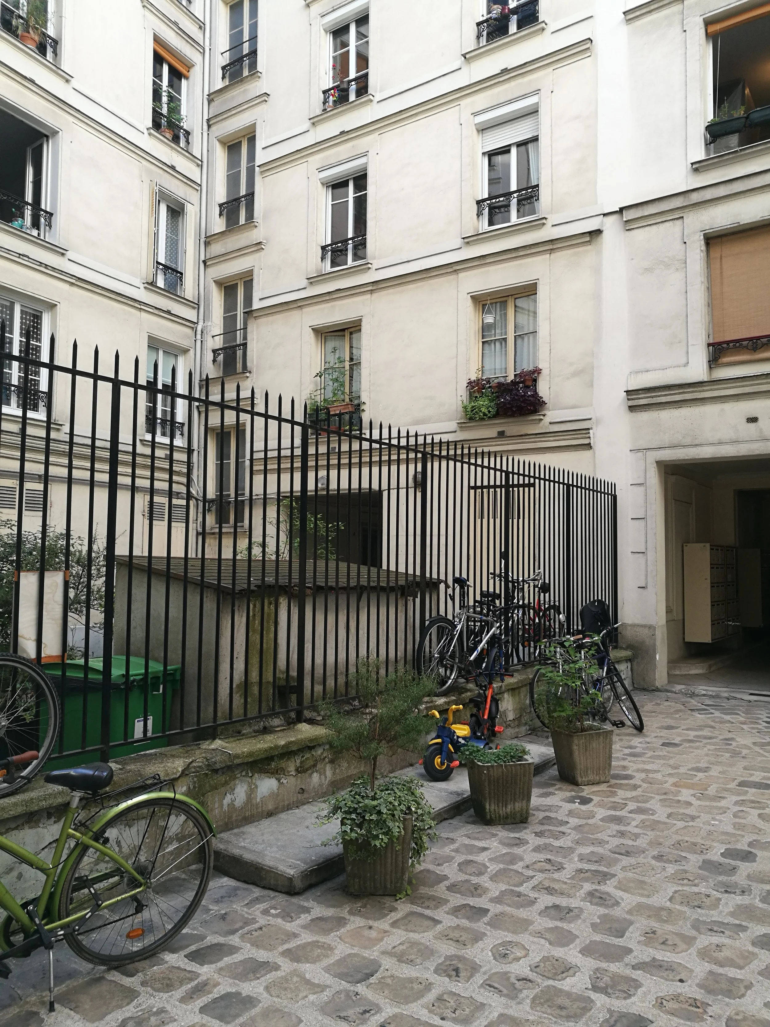 Assistance à la Maîtrise d'Ouvrage pour un Conseil syndical de copropriété - Paris 18ème