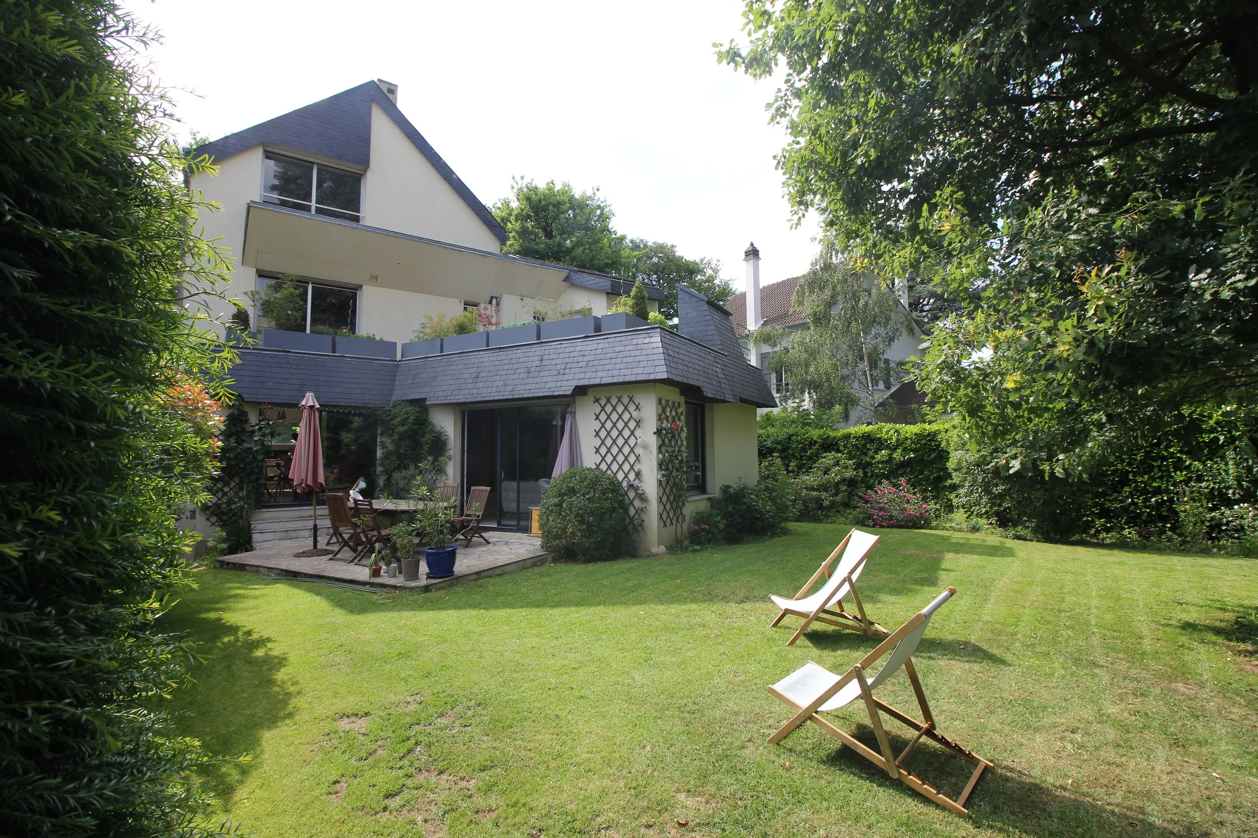 Rénovation partielle d'une maison et de son jardin - Vaucresson (92)