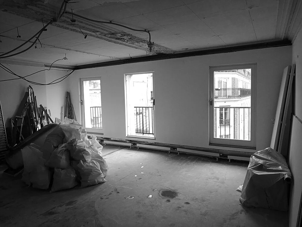 DEPOSE DES FAUX PLAFONDS | crédits photo : AER Architecture