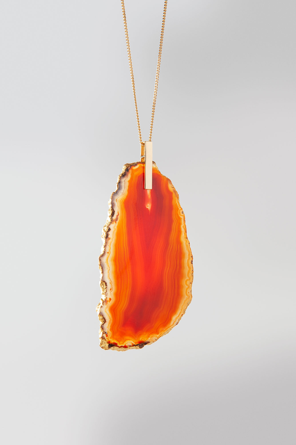 PENDENTIF EN AGATE | crédits photo : AER Architecture