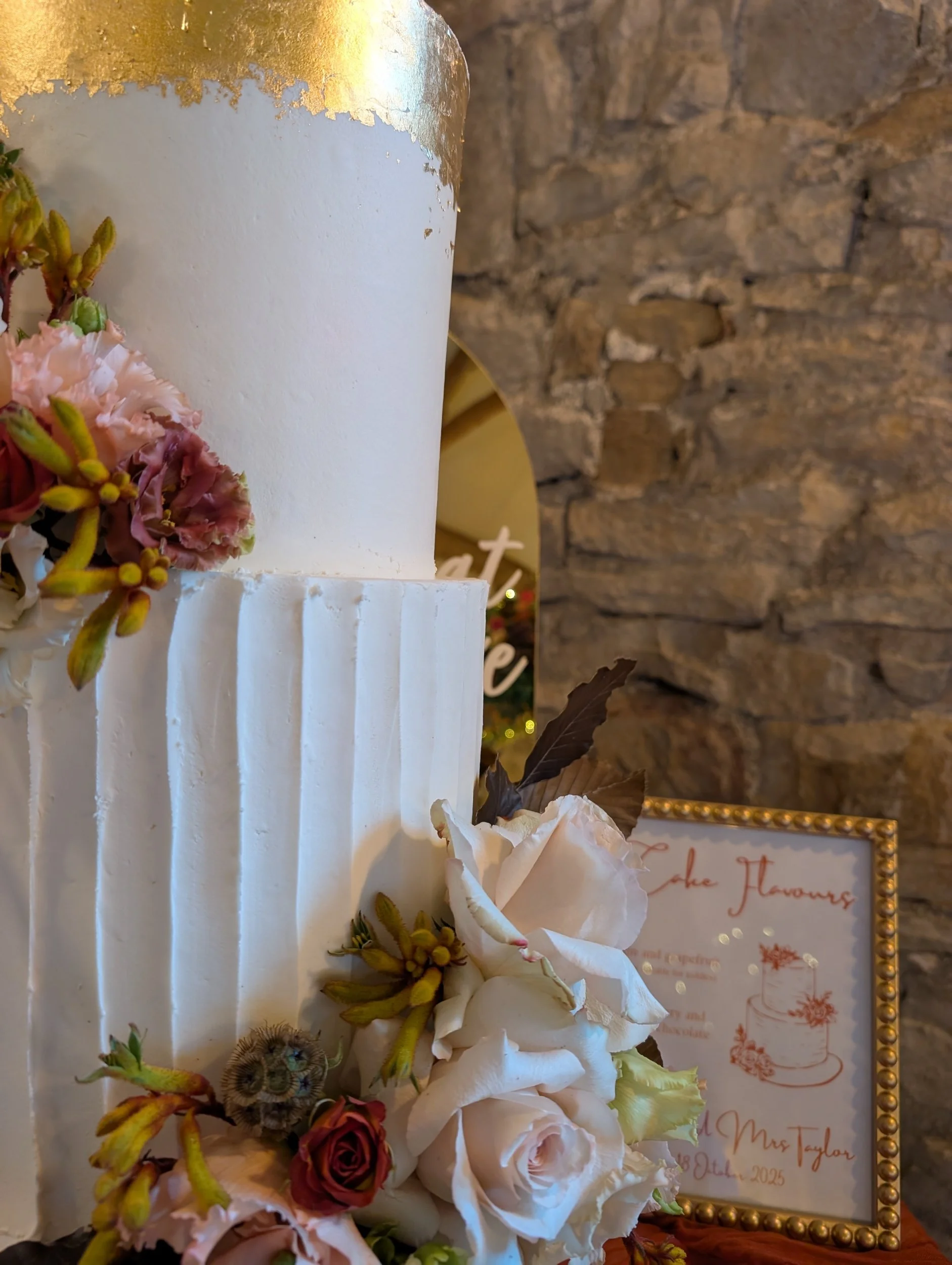 Buttercream wedding cake autumn flowers