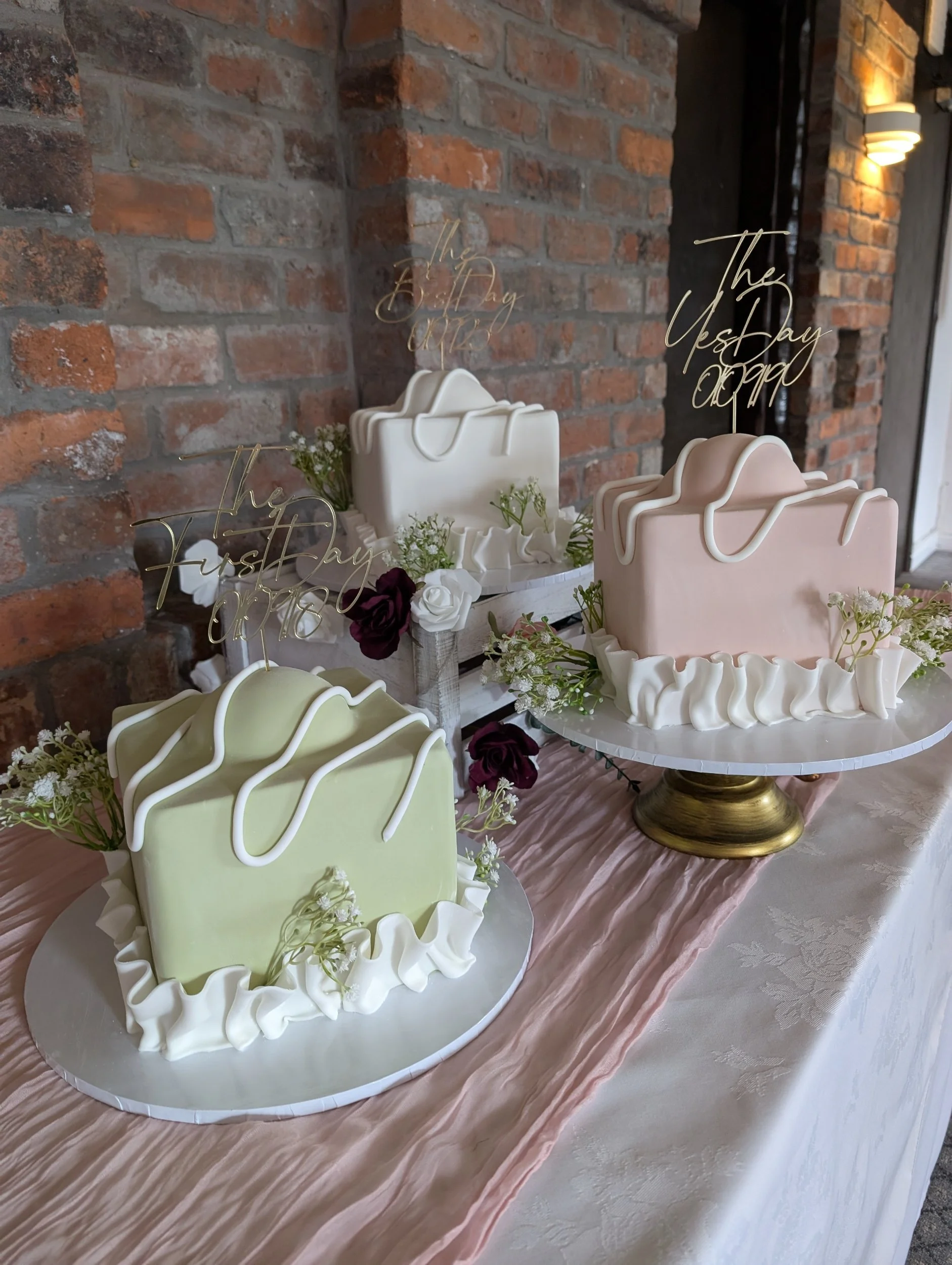 Fondant fancie wedding cakes