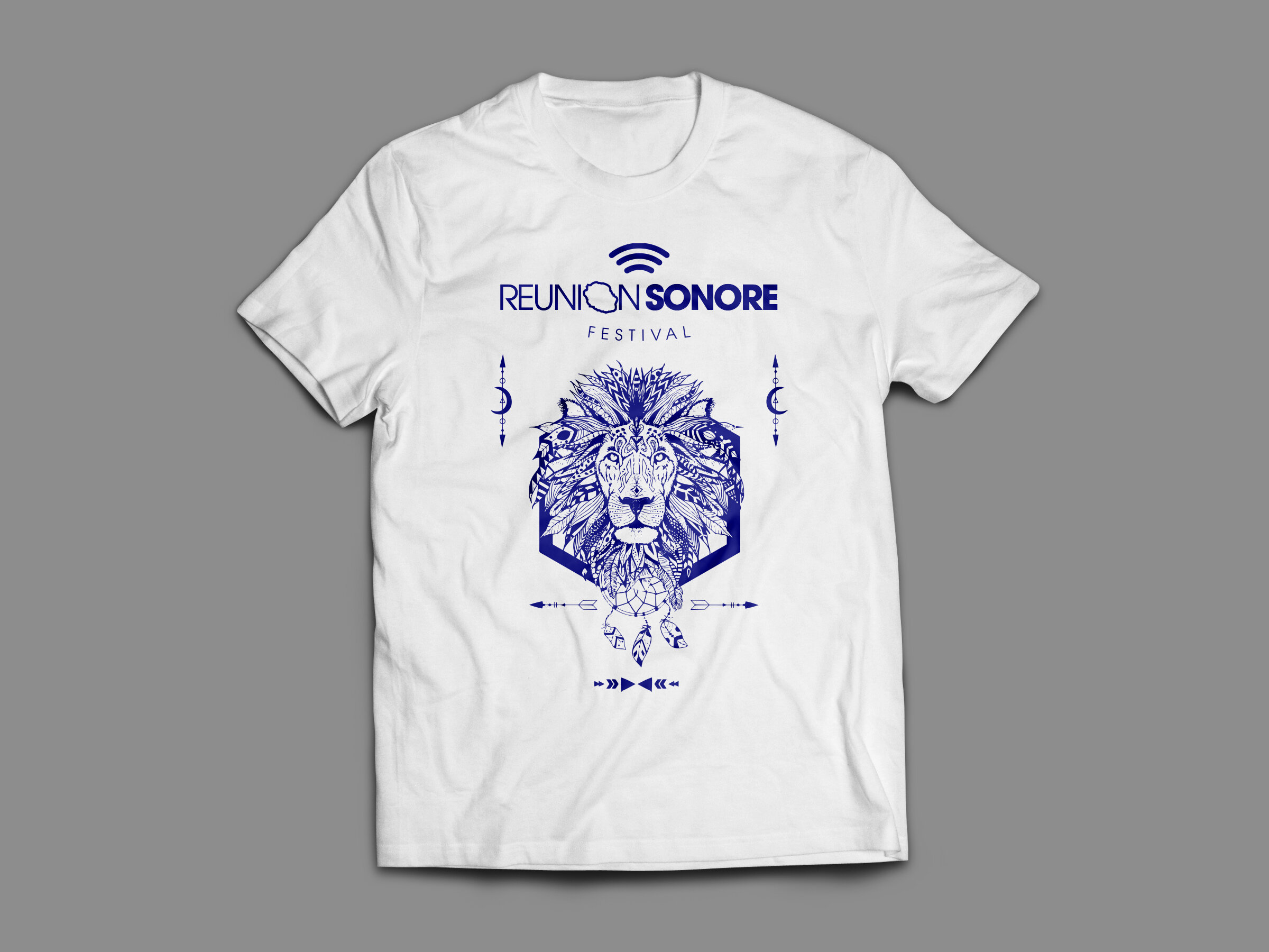 Bleu-T-Shirt-MockUp_Front.jpg