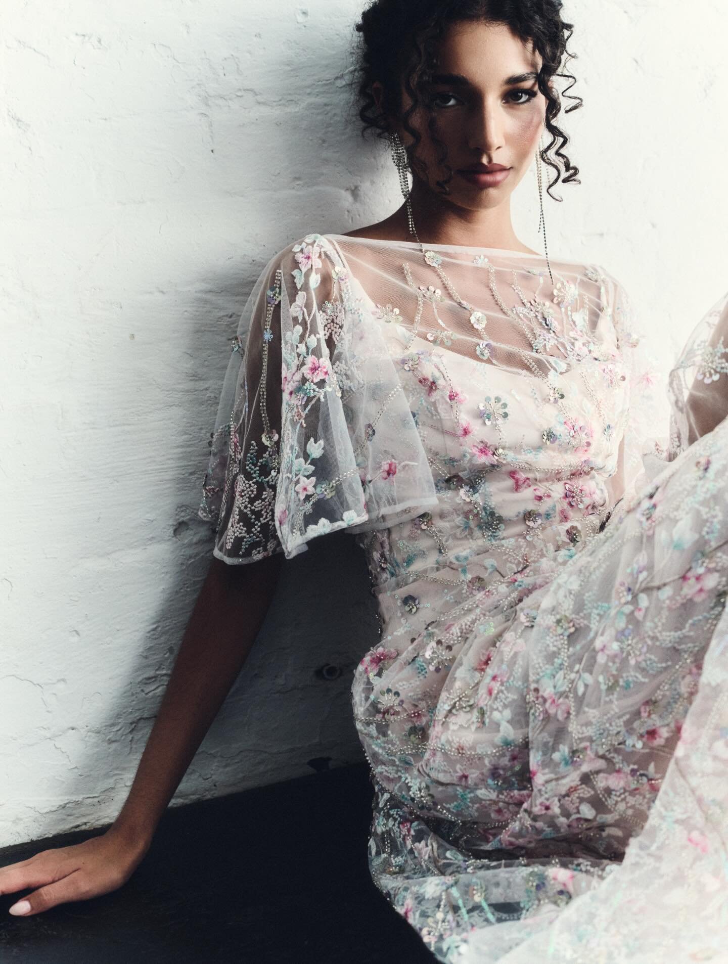 Wren//

The most dreamy pink and blue beaded embroidery, flowing skirt, circle sleeves and low back 💕