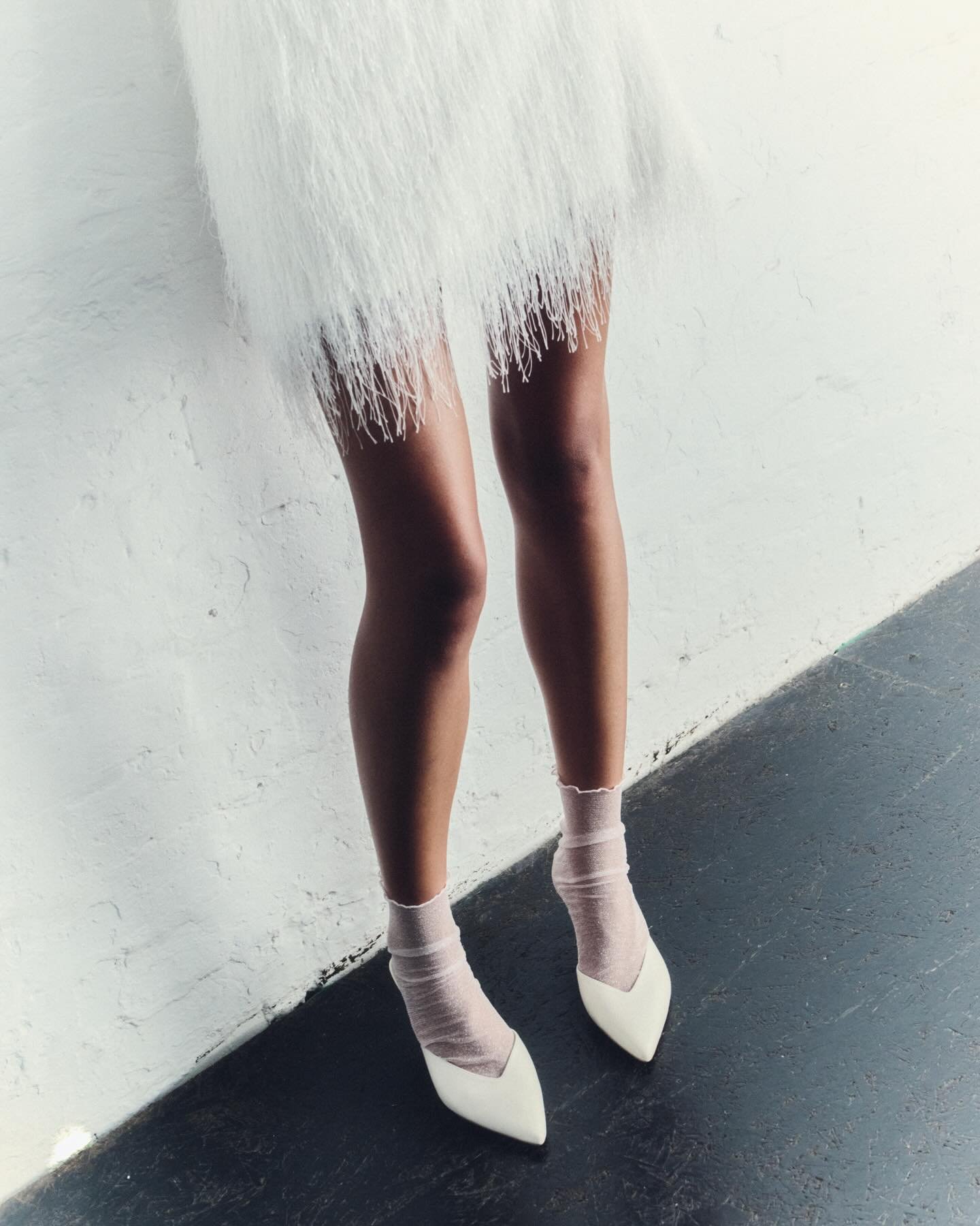 Our Calla top and skirt are the epitome of the bold, playful and alluring Alca Line Bride 🤍

If you are ready for your fringe moment, contact @moonstruckbride to try them on.