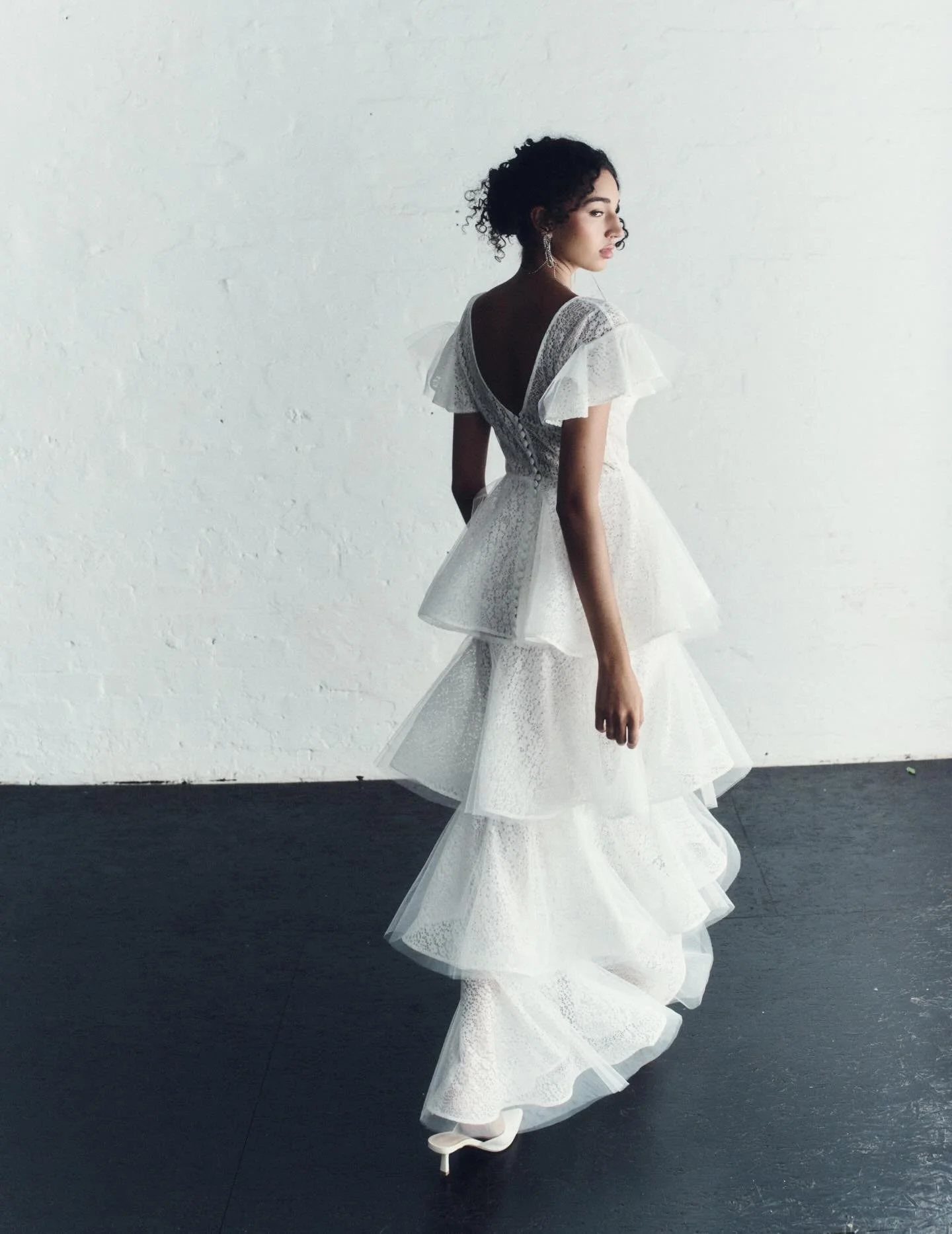 Sylvie//

Soft layers of tulle and the sweetest floral lace.

Available to try on now at @moonstruckbride