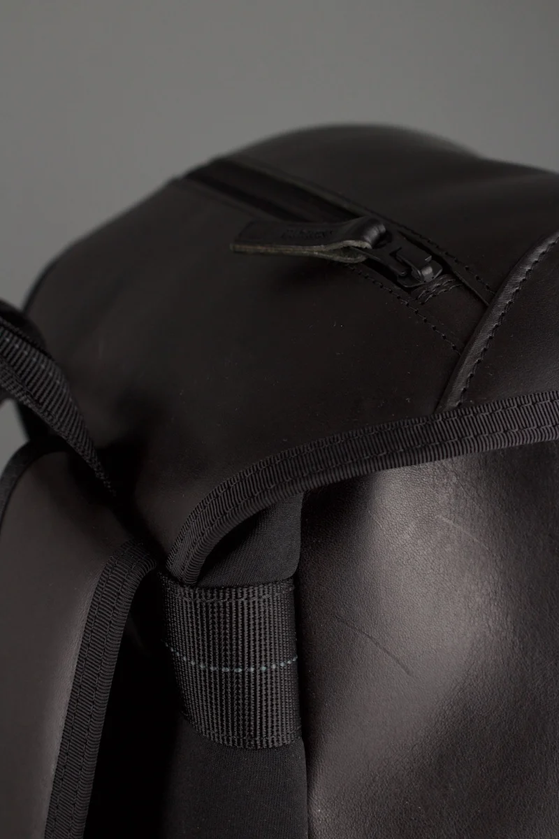 Ruckpack_HLO-0207_Blk11.jpg