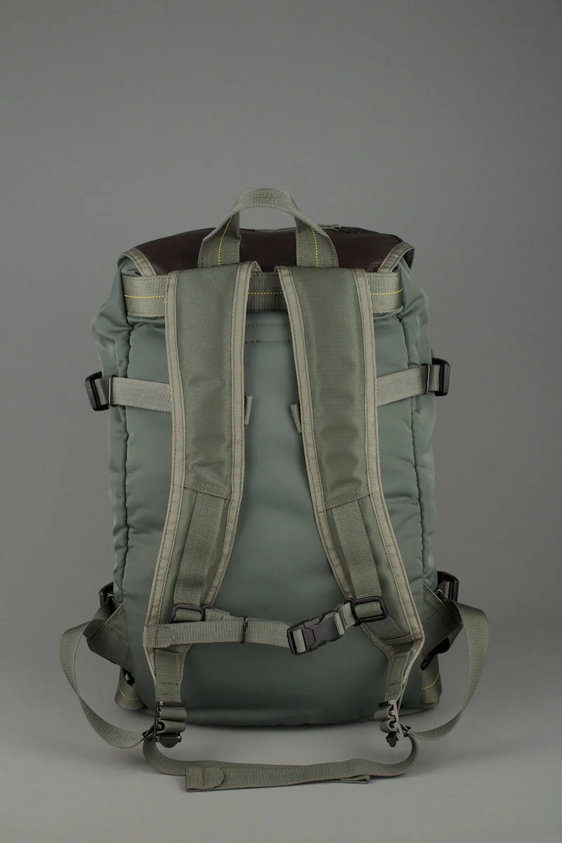 Ruckpack_HLO-0107_Grn5.jpg