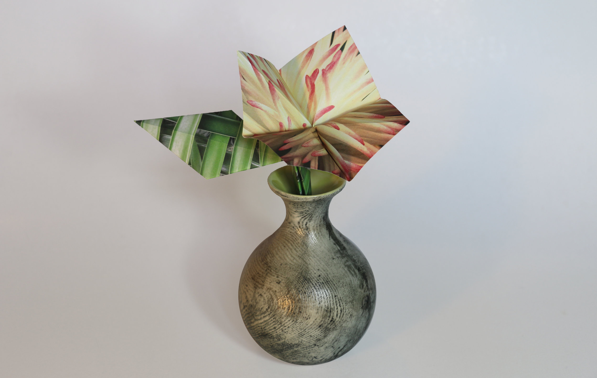 hero-flower-vase.jpg