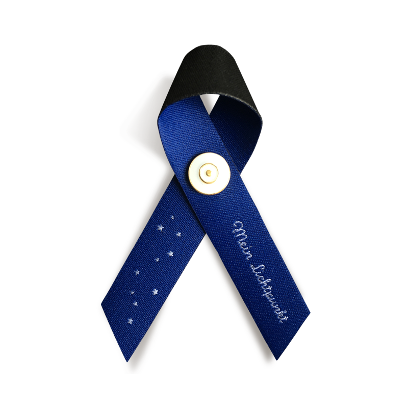 Offizielle TRAUERSCHLEIFE° der Aktion Lichtpunkt mit der weißen TRAUERNADEL° * Official MOURNING RIBBON° of "AktionLichtpunkt" with white MOURNING PIN° -> www.aktion-lichtpunkt.de