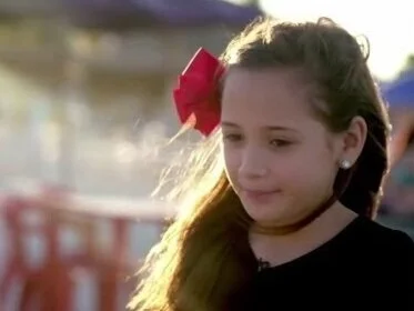 Inside the weird world of YouTuber burnout - BBC News