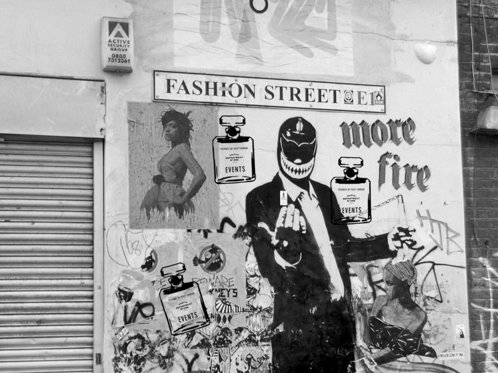 Fashion st. graffiti image.jpg