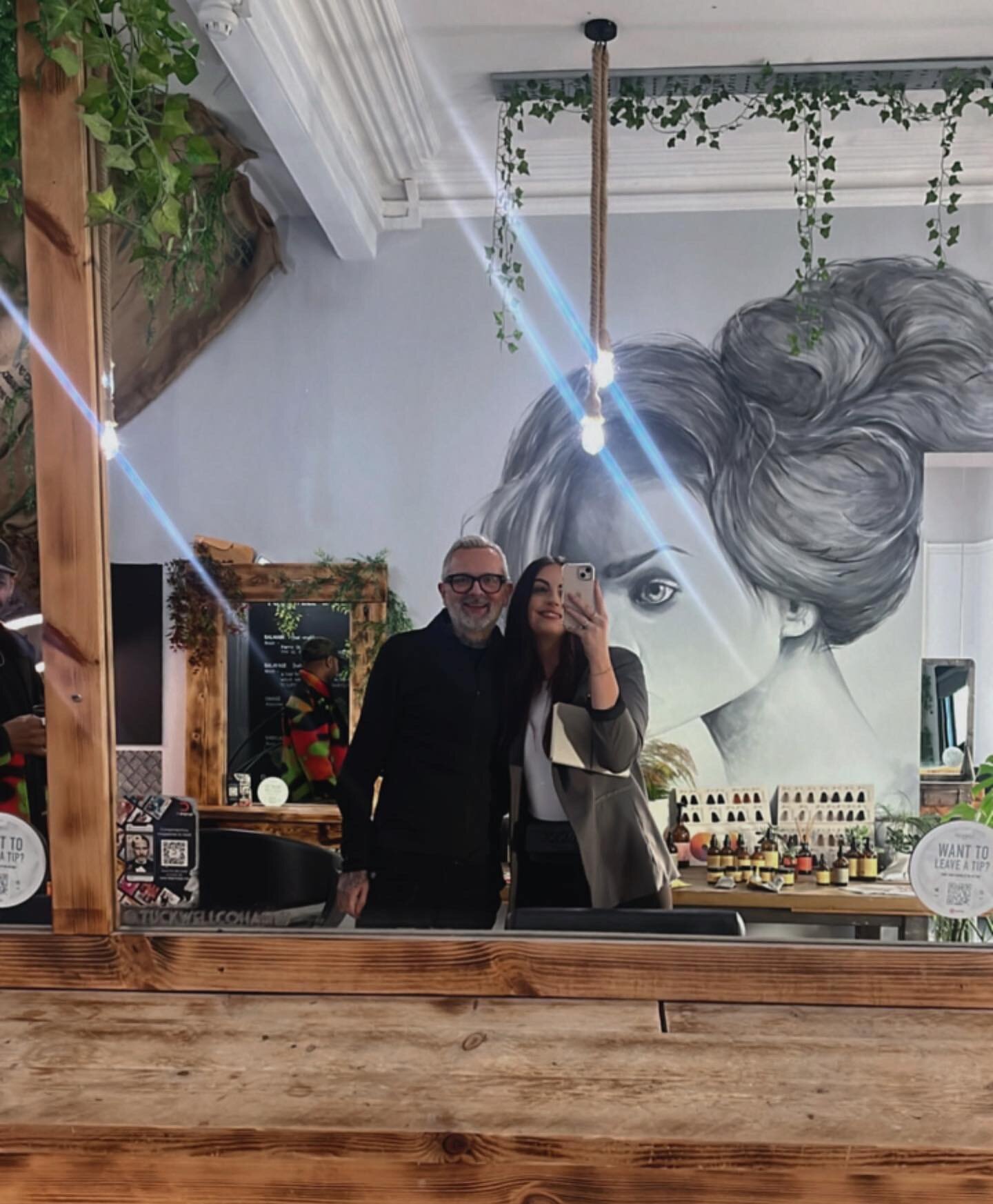 What an amazing few days in Nottingham at @tuckwellandco getting ready for next years education! Roll on 2023! Great people &amp; good vibes! @oway_uk #oway #owayeducation #owayorganics #educationteam #ttt #nottingham #inspo #owaysalon
