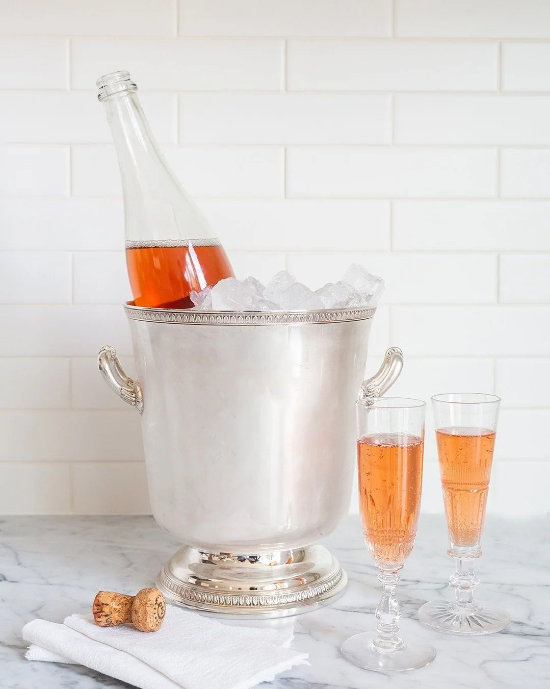 Cheers cheers cheers! 🥂

#dcbeveragephotography #dcfood #hospitalityphotographydc