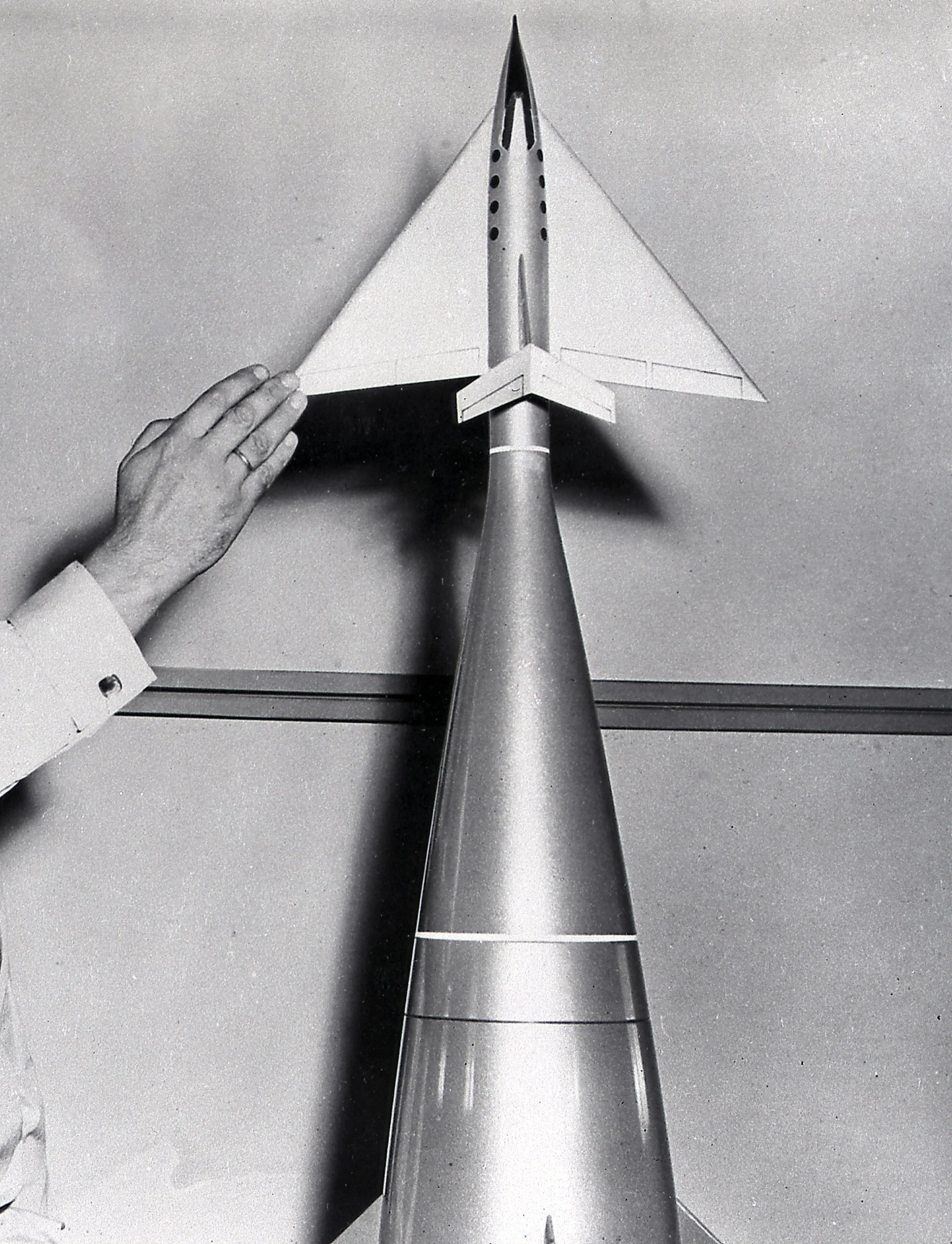  Source: NASA Marshall Space Flight Center (NASA-MSFC), NASA online image archive.  Photo ID: 9131097 