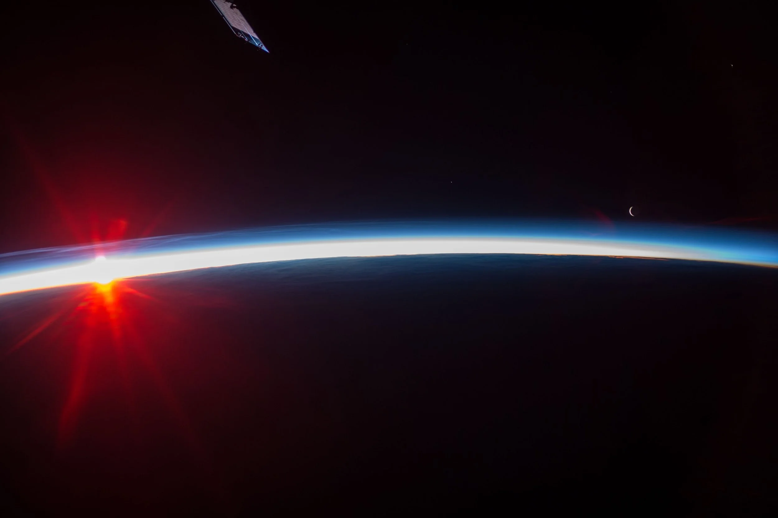  Source: NASA Johnson Space Center, Gateway to Astronaut Photography of Earth online archive.  Photo ID: ISS036-E-028914 