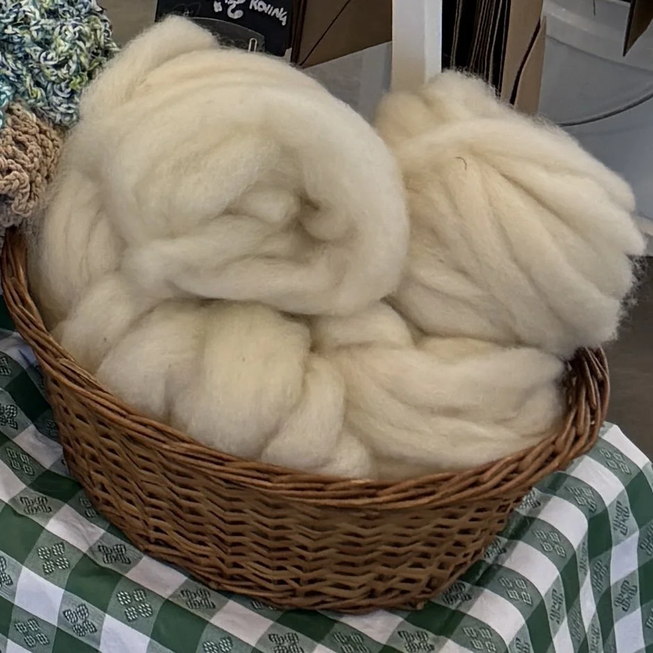 100% Border Leicester Longwool Pin-Drafted Roving, 1 oz.