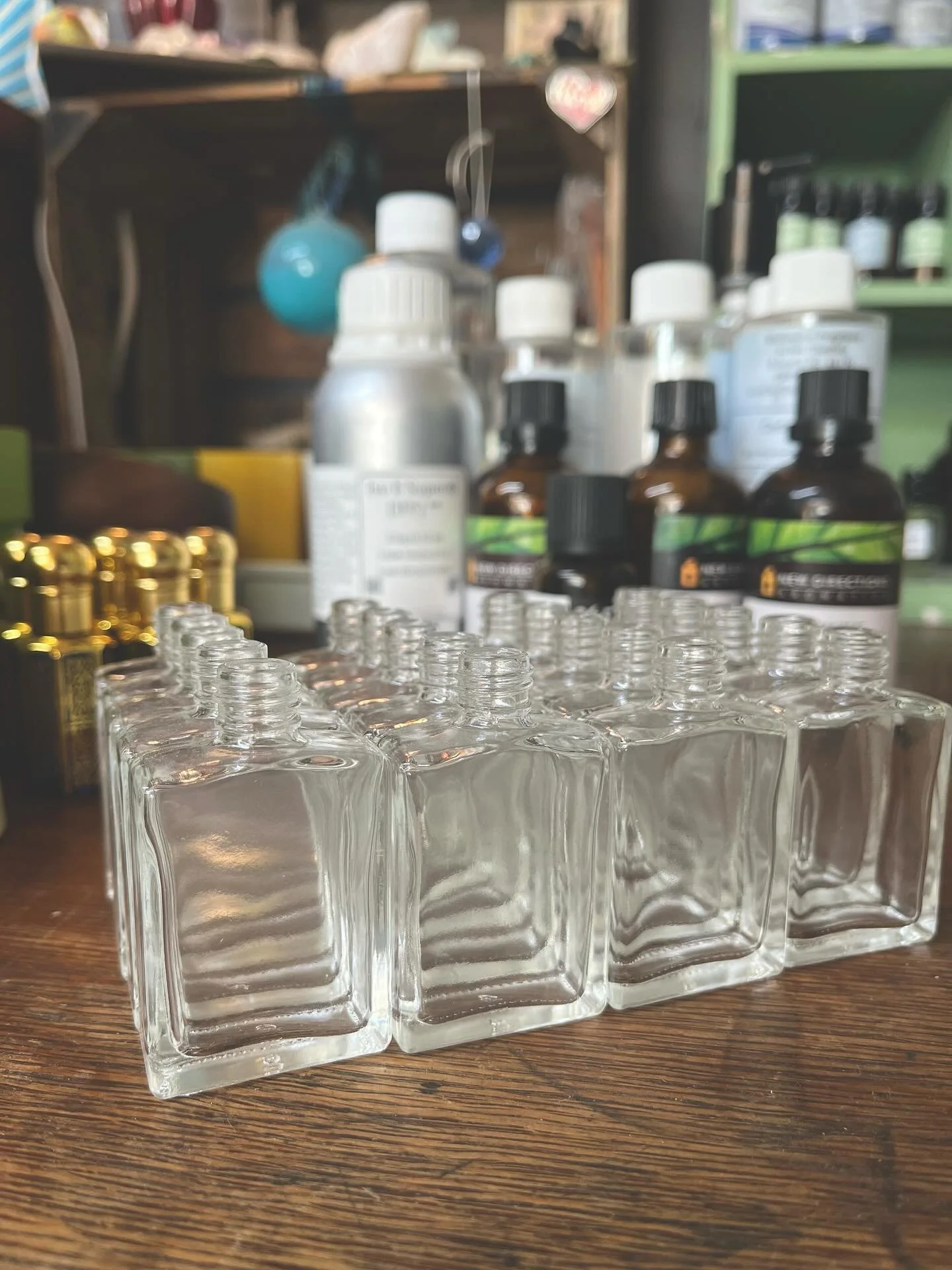 It&rsquo;s time to make some perfumes ⚗️🌿