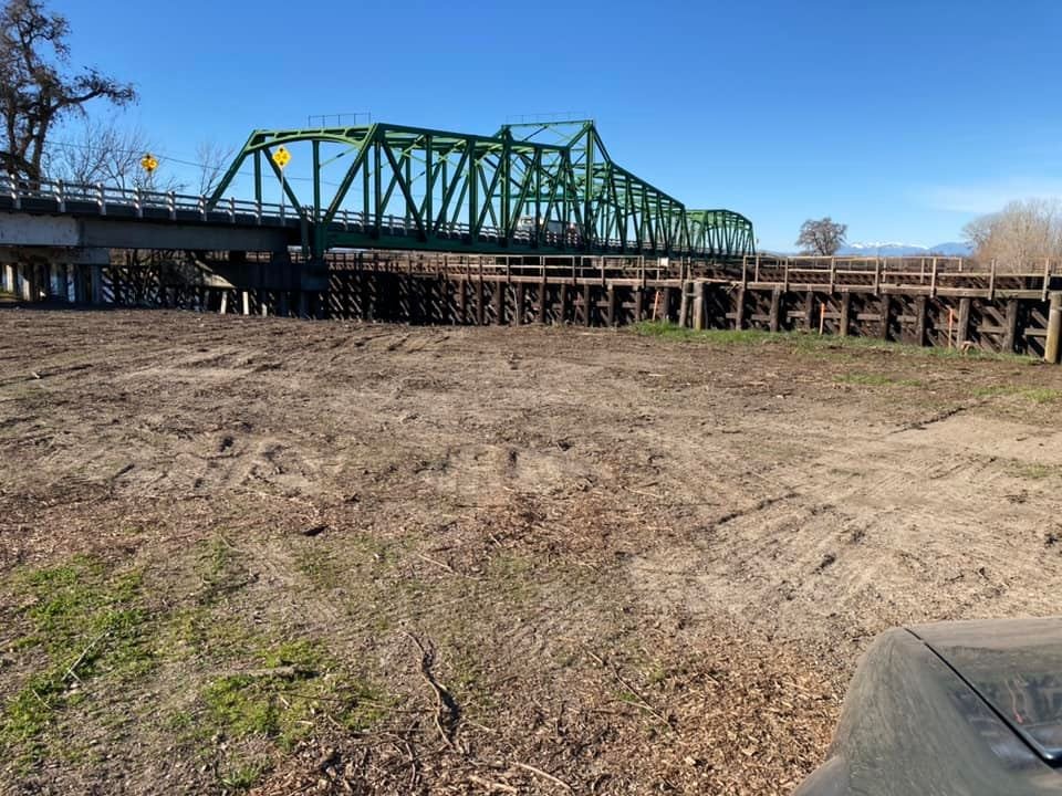 Mathews Readymix Provides Concrete for the Butte City Bridge Replacement