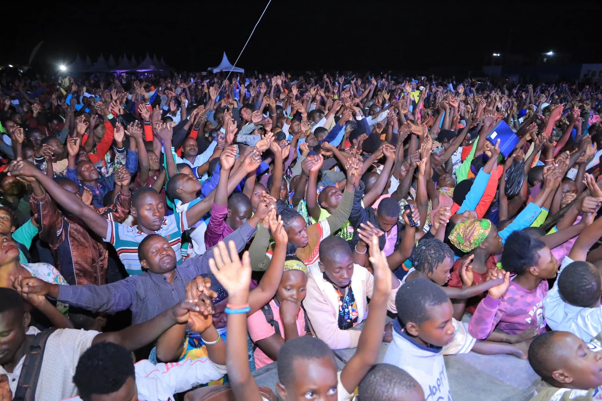 Crowd worshiping.jpg