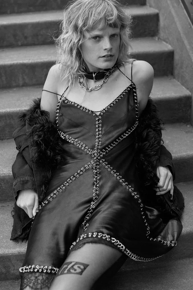 Look3_1294-rev01.jpg