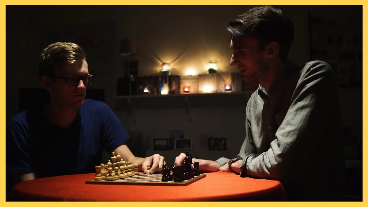 How to light a Séance