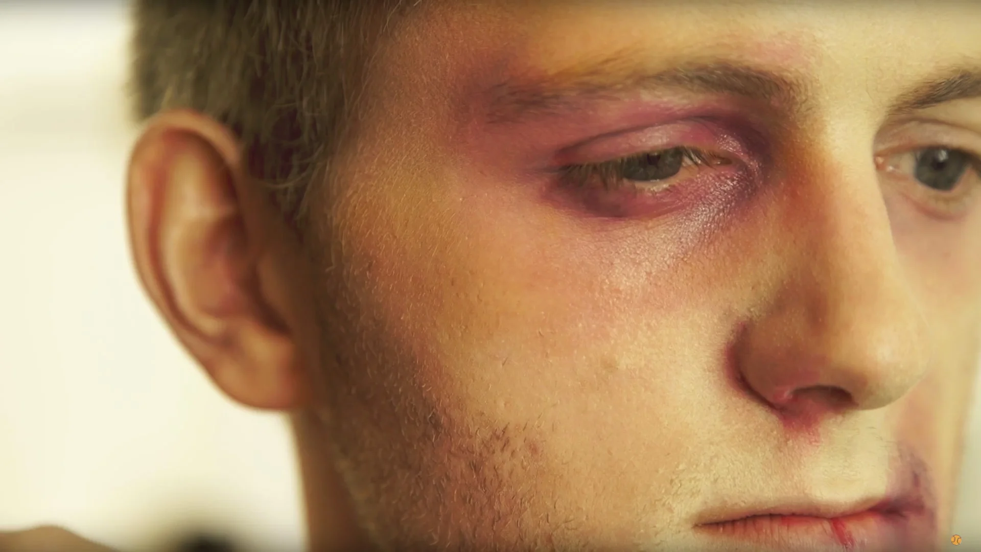 Makeup-Eye-Bruise.jpg