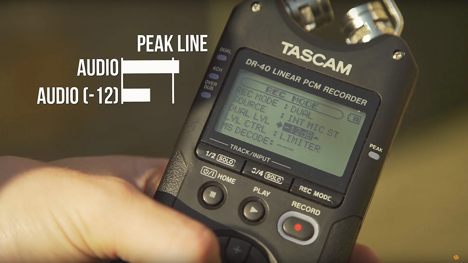 Tascam-DR-40-Peak-Line.jpg