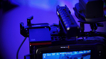 SmallRig-Cage-for-the-Blackmagic-Pocket-4K-6.gif