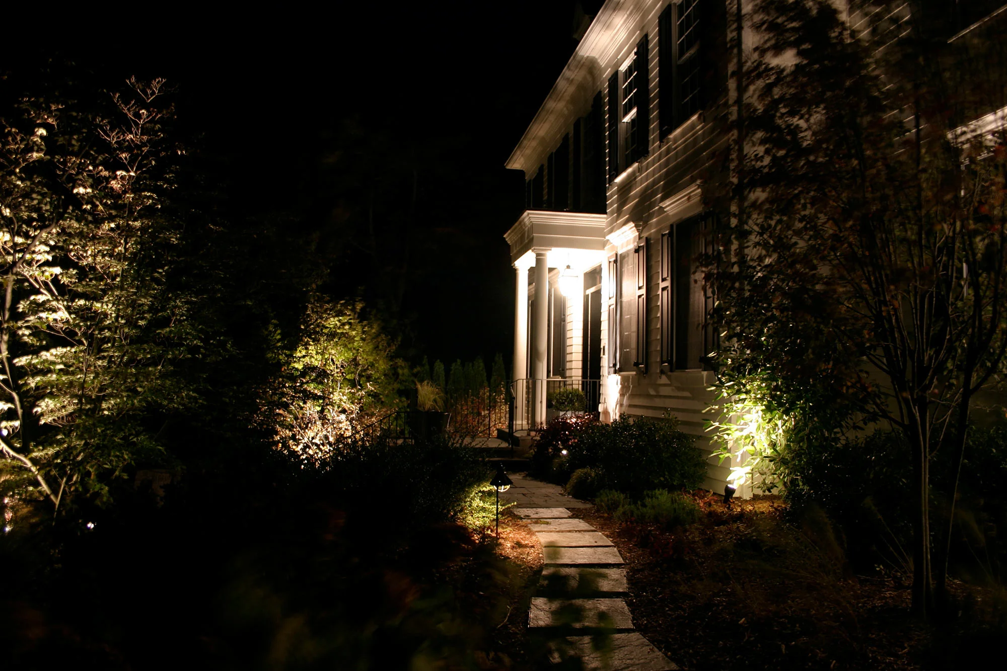 home-exterior-lighting.jpg