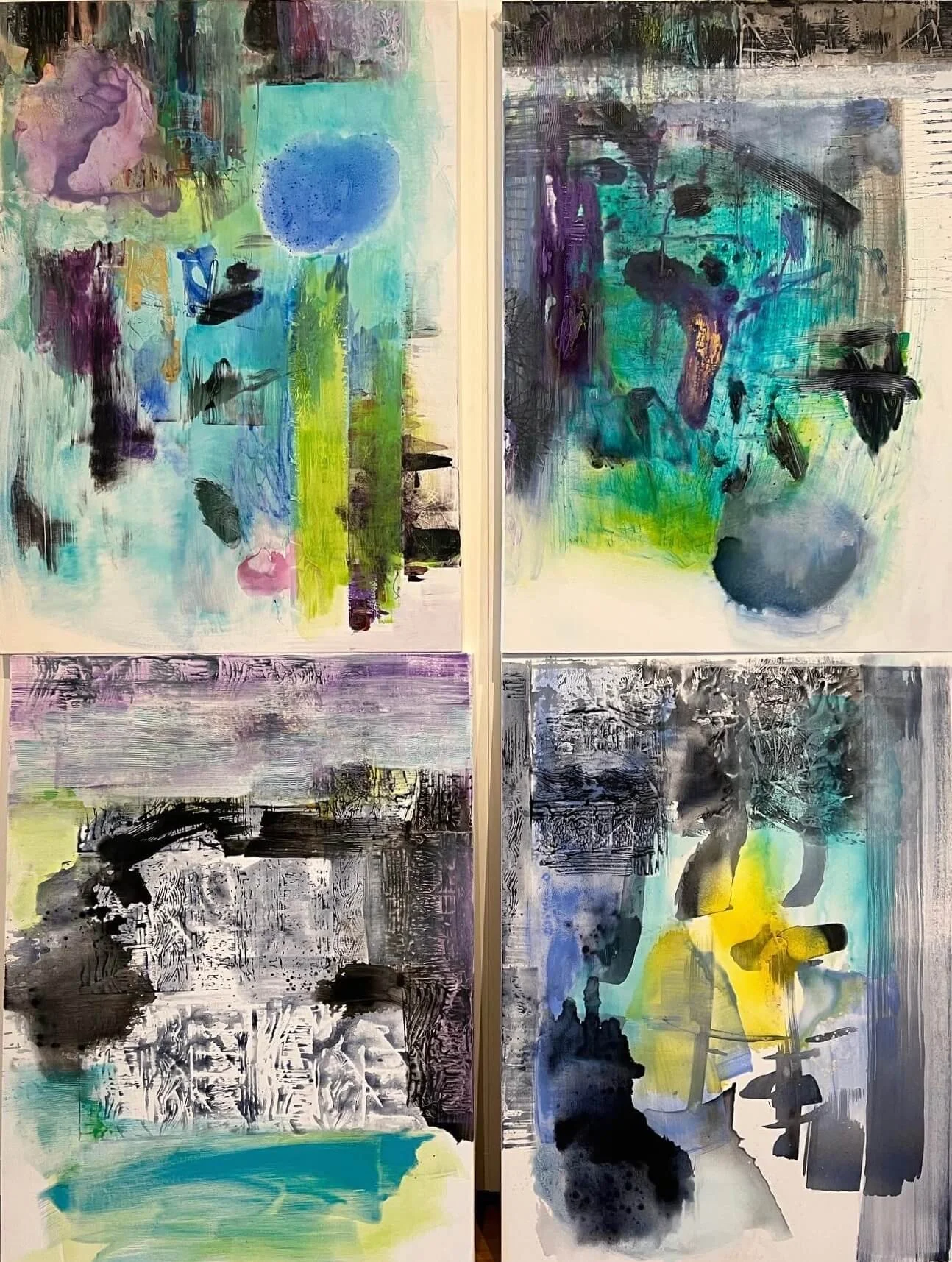 DIALOGUES BETWEEN SHAPE AND COLOR