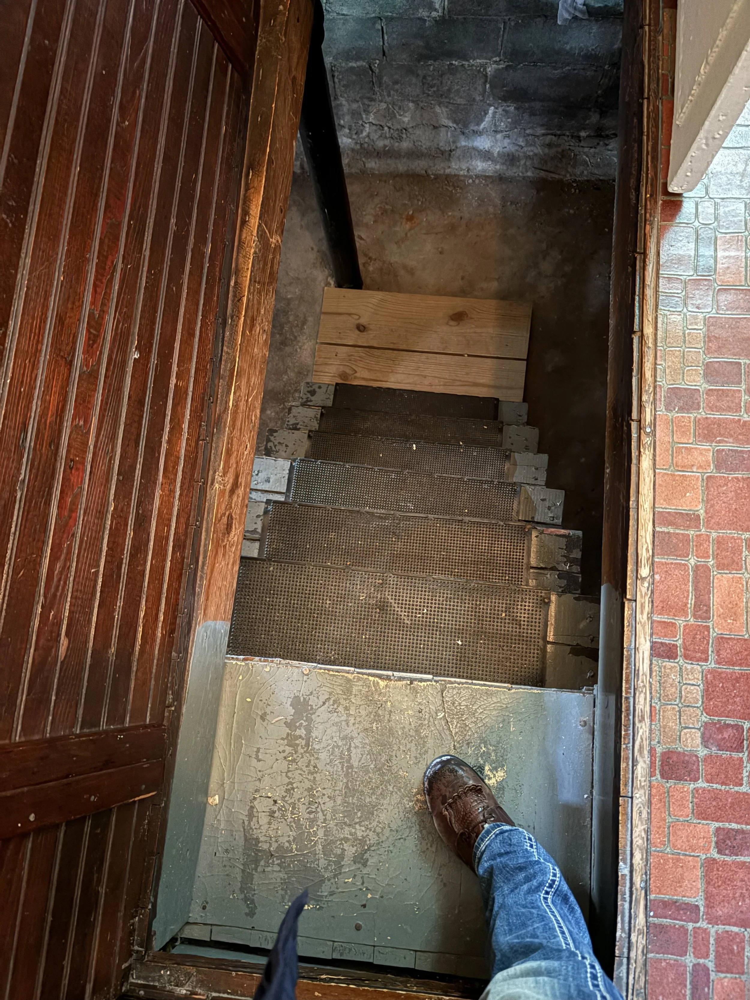 1st basement stair.jpeg