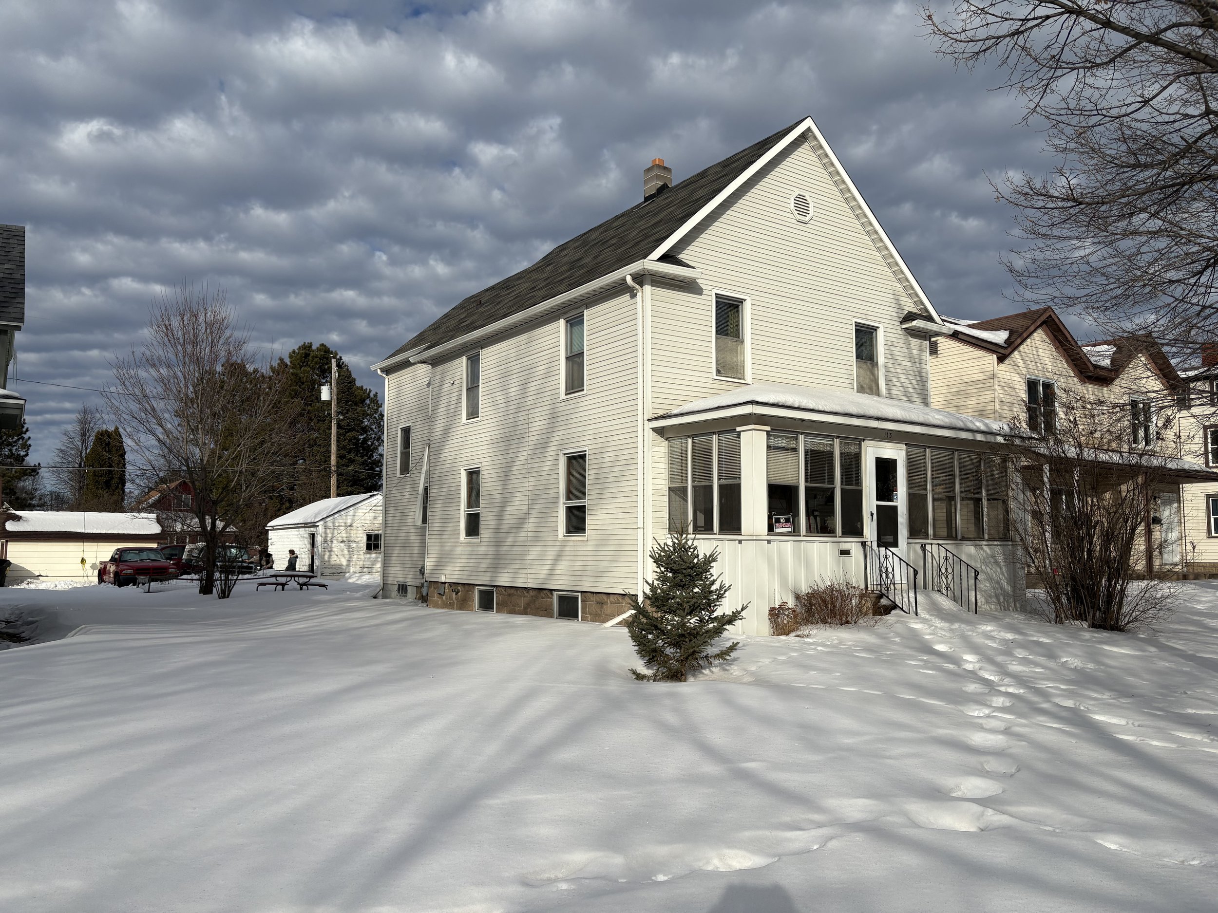 exterior 1.jpeg