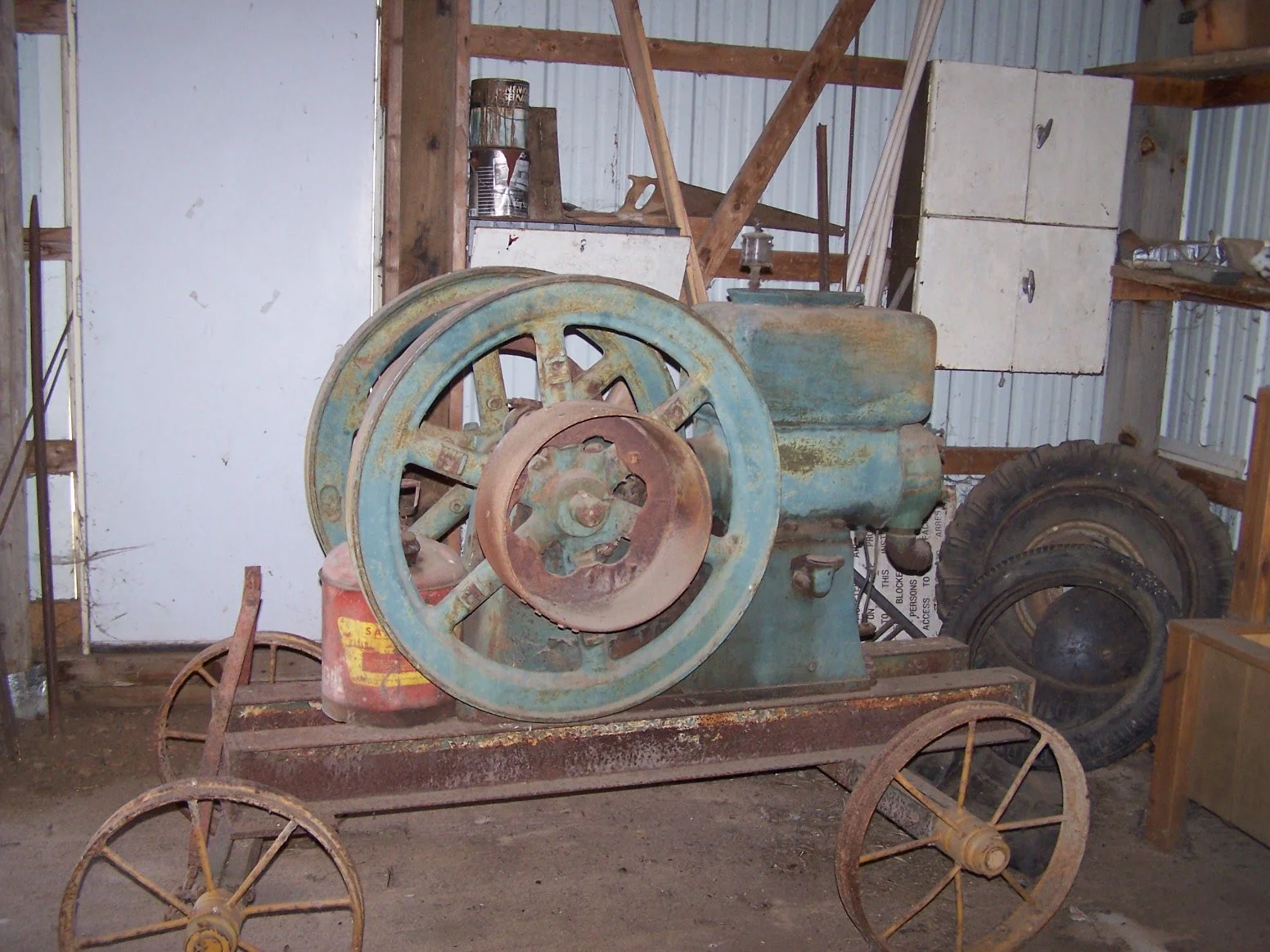 koland gas engine.JPG